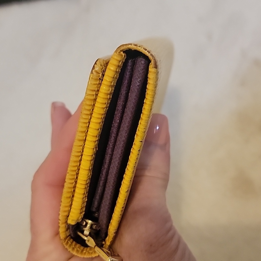 Louis Vuitton Mustard Yellow EPI Half Wallet - Picture 8 of 8